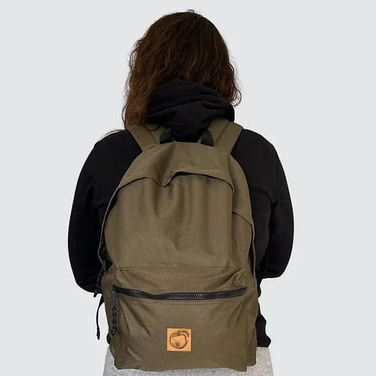 VENTURE OLIVE RECYCLED BACKPACK - Peachybean
